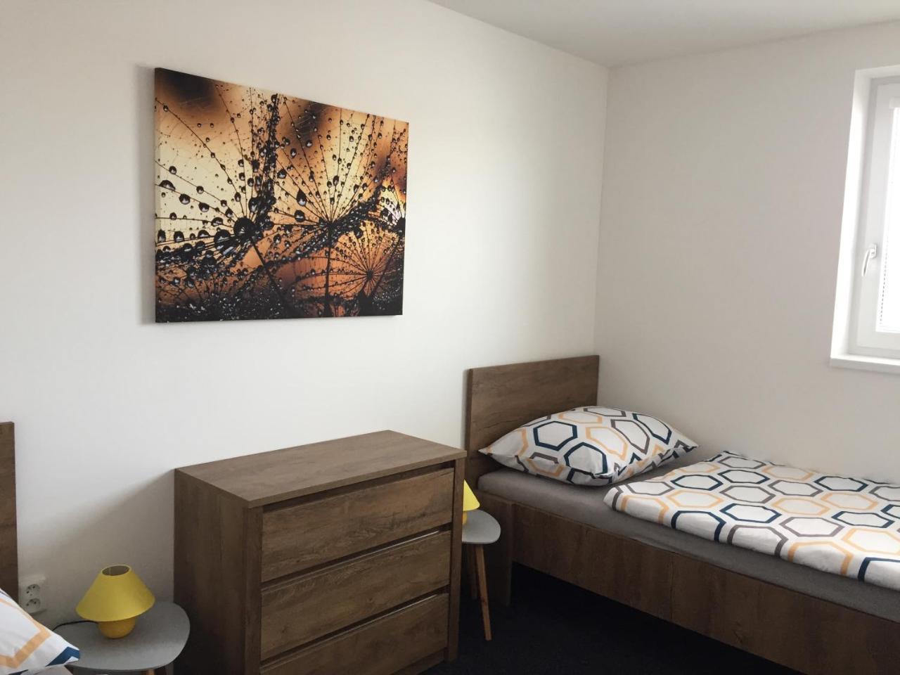 Apartmany Miromar Podivin Extérieur photo