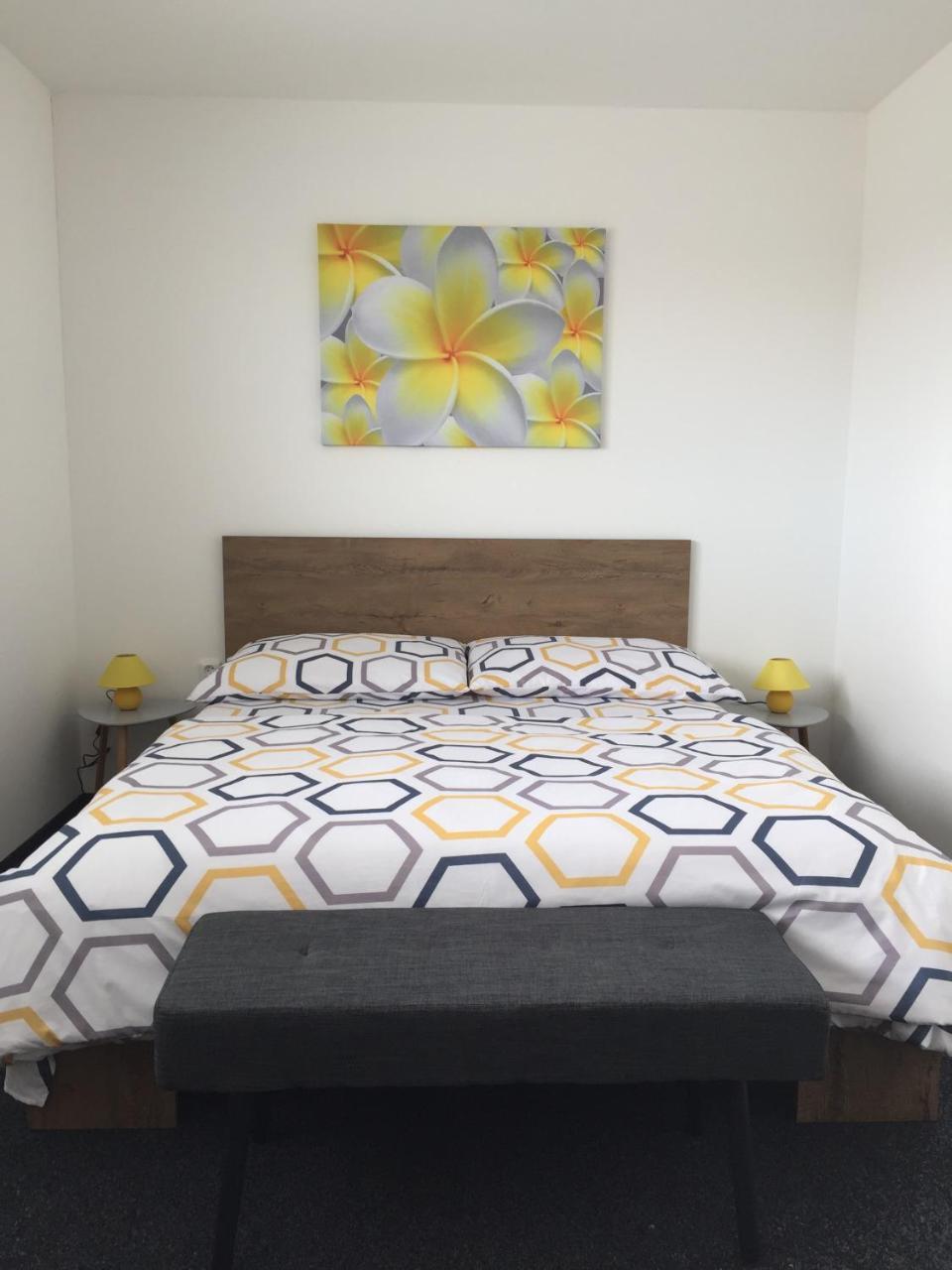 Apartmany Miromar Podivin Extérieur photo